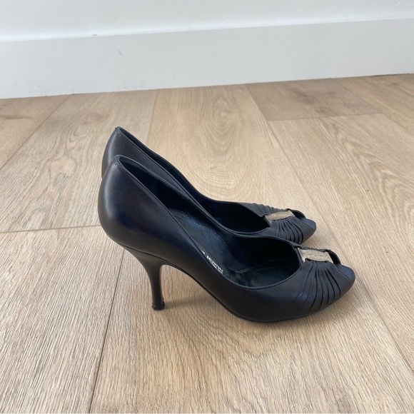 Salvatore Ferragamo Black Leather Peep Toe Slingback Heels Size 7 - Picture 2 of 8